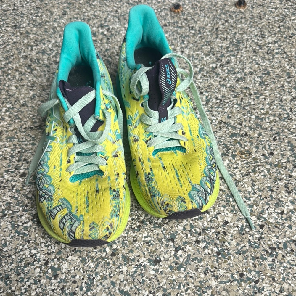 Asics Yellow and Green Athletic Shoes with Modern Design